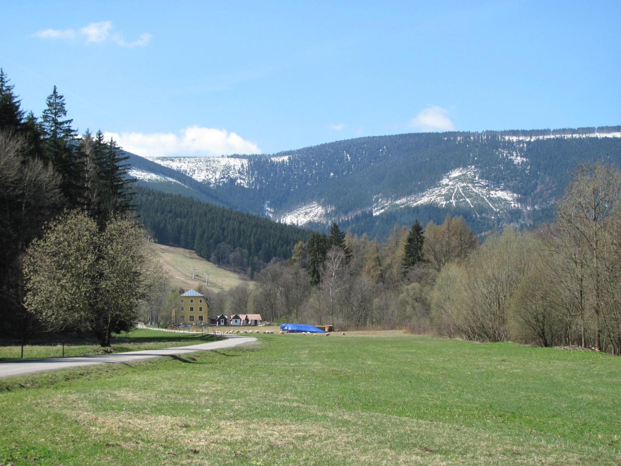 Kralicka Chata Staré Město Exterior foto